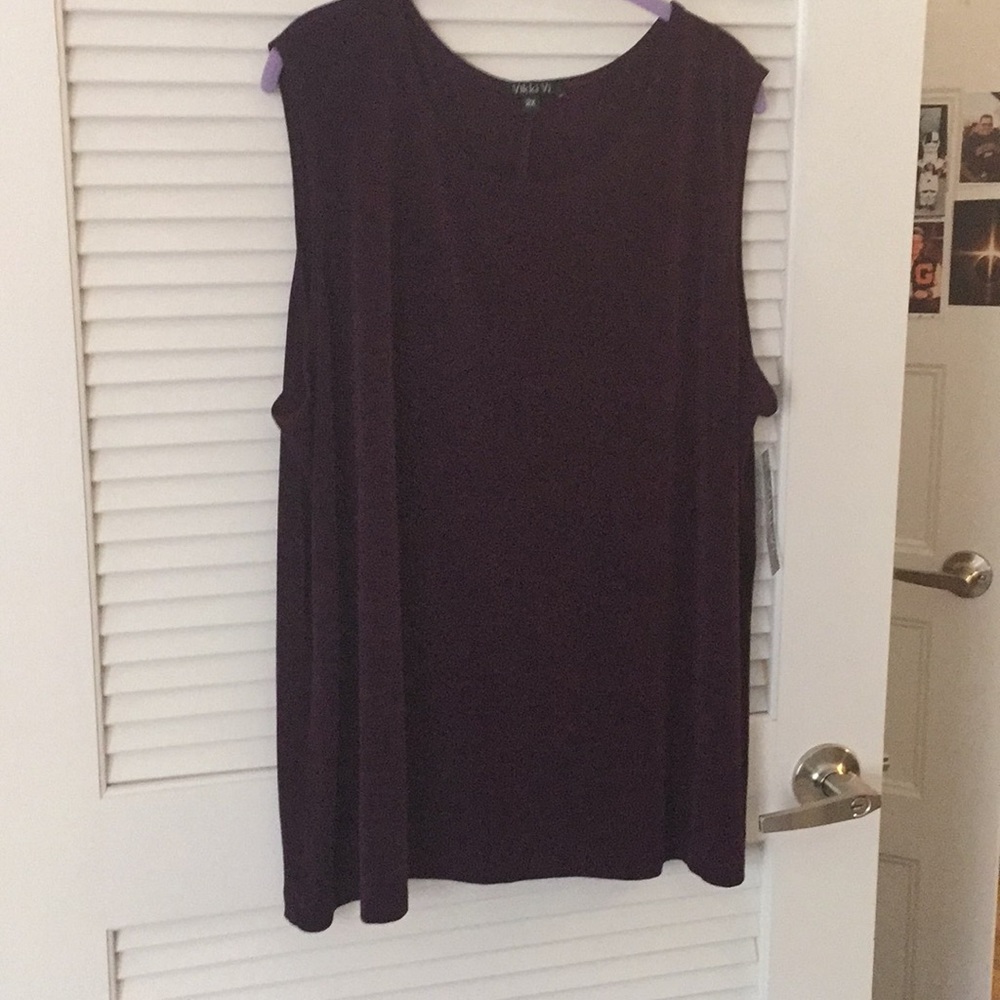 Vikki Vi iconic brand slinky knit shell eggplant